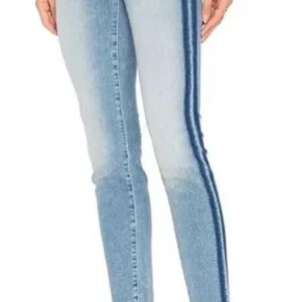 Mother Stunner Zip Ankle Step Fray Hem Jeans in Light Kitty Racer size 27